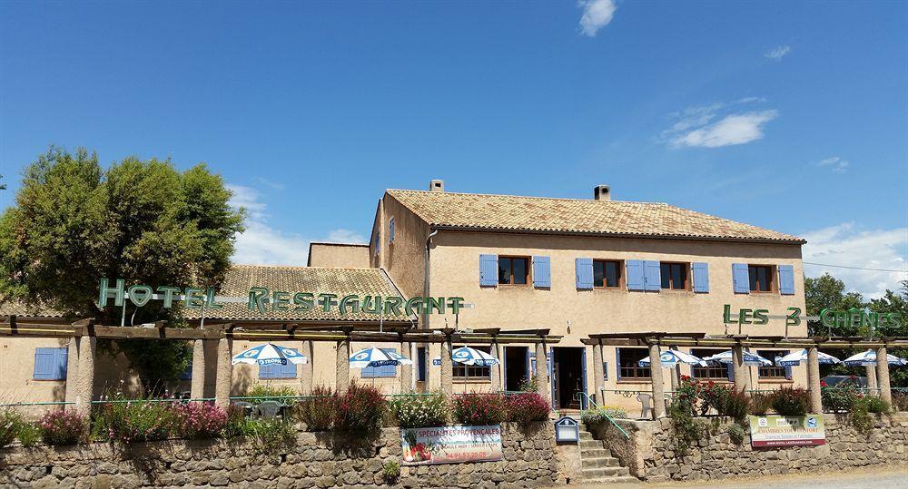 Hotel Restaurant Les 3 Chenes Фрежус Екстер'єр фото