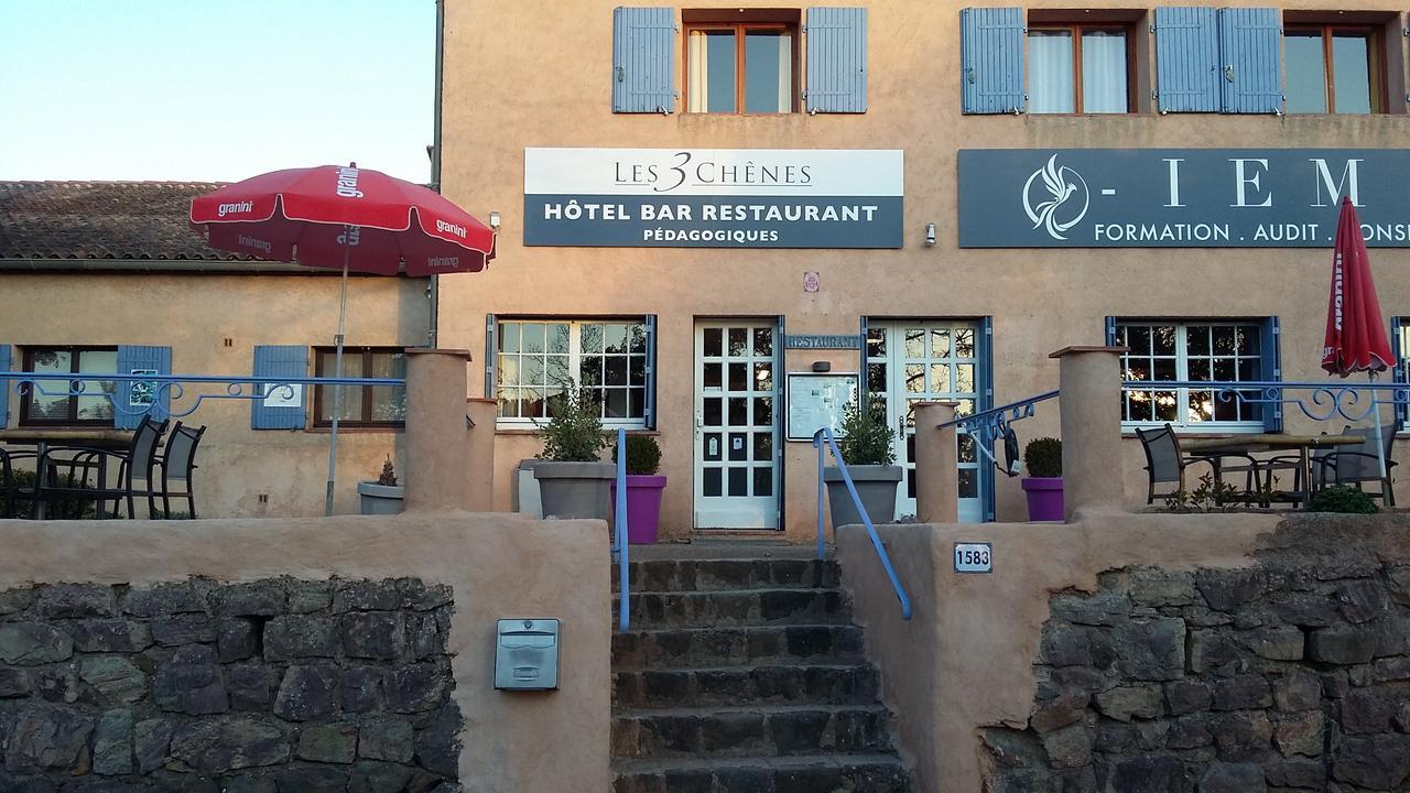 Hotel Restaurant Les 3 Chenes Фрежус Екстер'єр фото